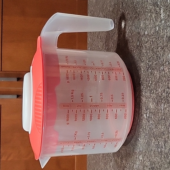 Tupperware Kitchen Tupperware Mix N Pour Pitcher Poshmark